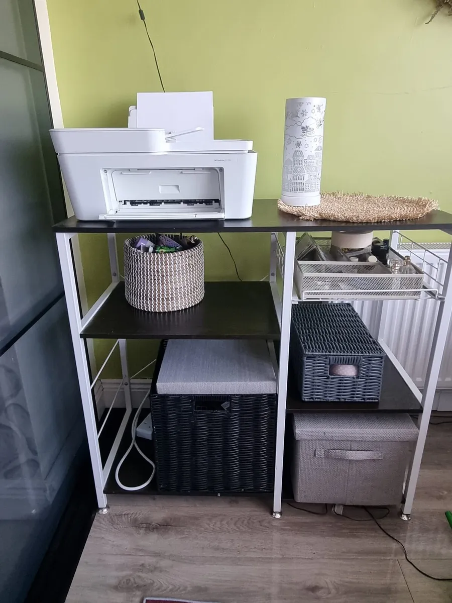 2 tier shelving unit