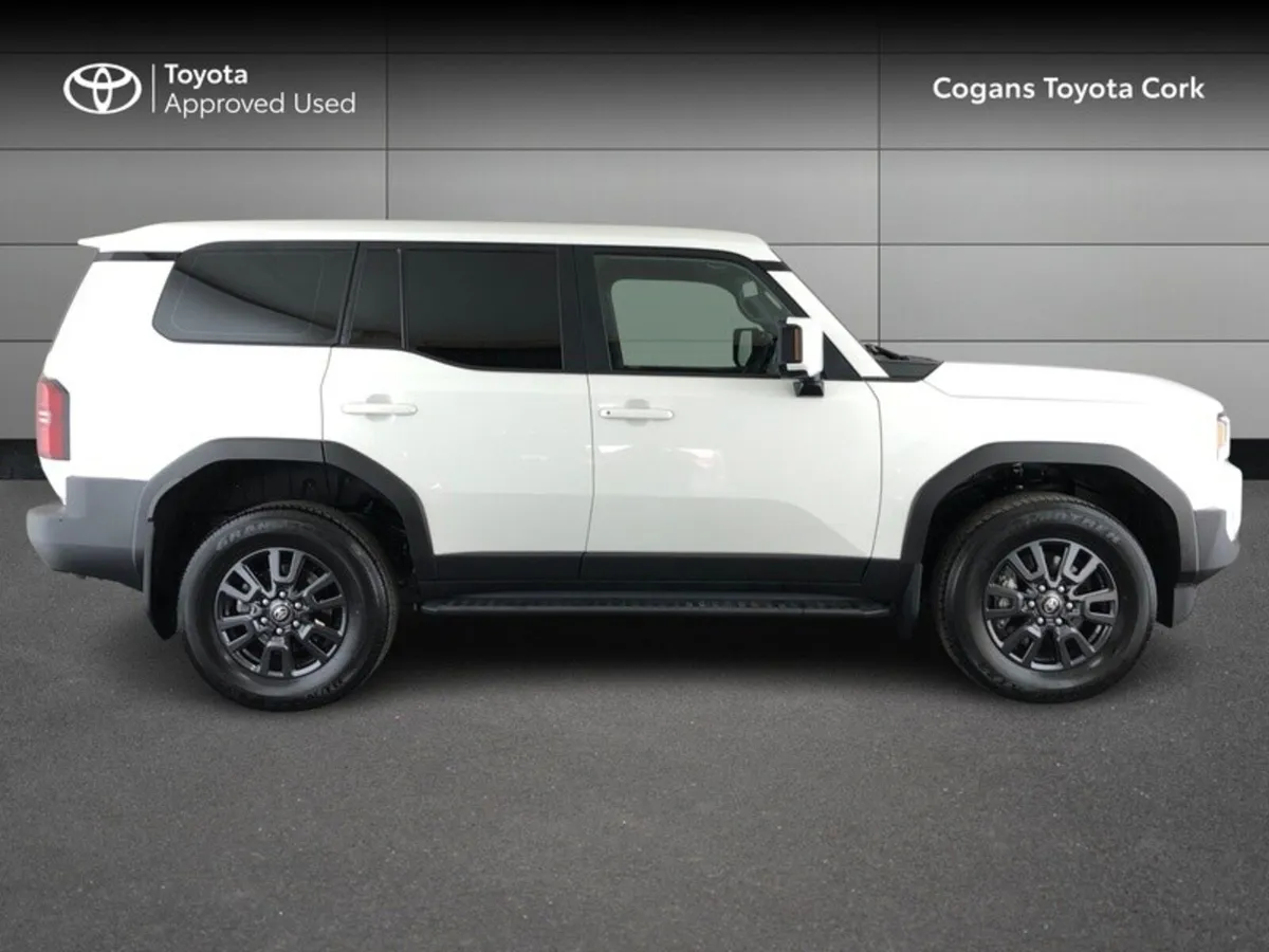 Toyota Land Cruiser Land Cruiser (N1) - Image 3