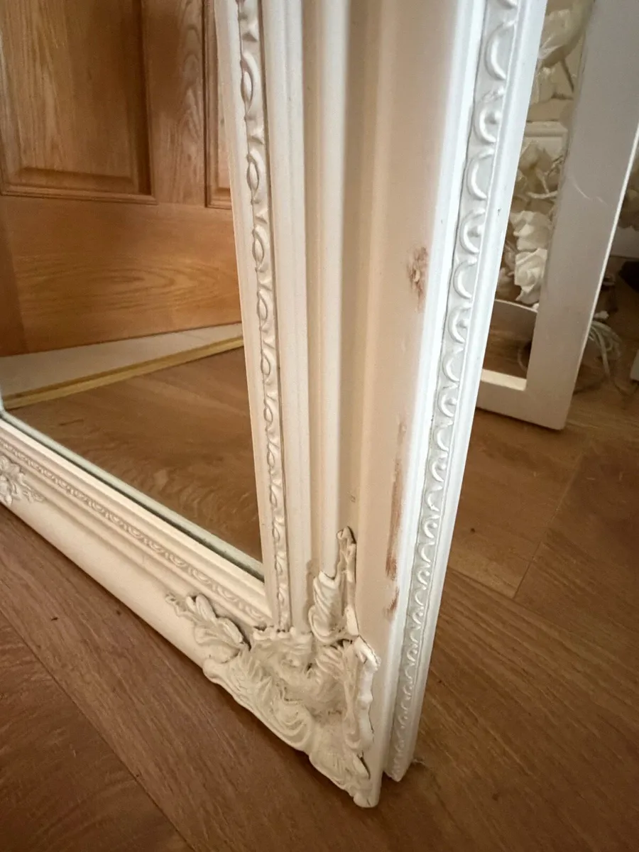 Tall standing mirror - Image 2