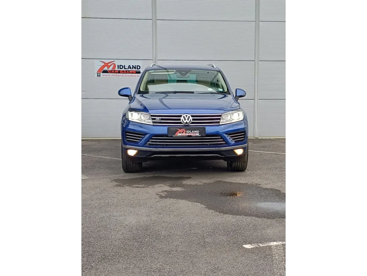 Volkswagen Touareg CV 3.0 TDI RLINE  262BHP V6 *5 - Image 3