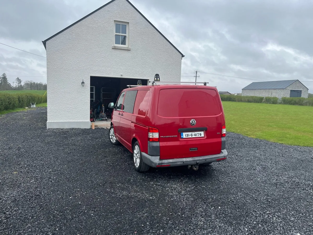 VW  Transporter Crew Cab Kombi DSG - Image 3