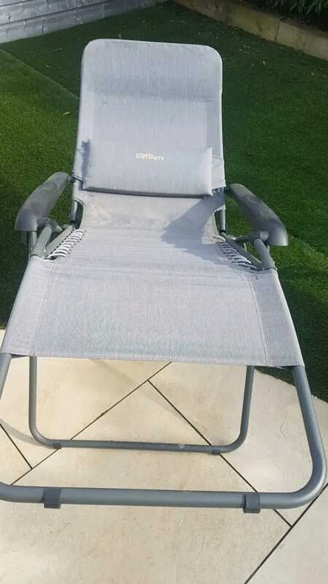 Outdoor furniture - Image 3