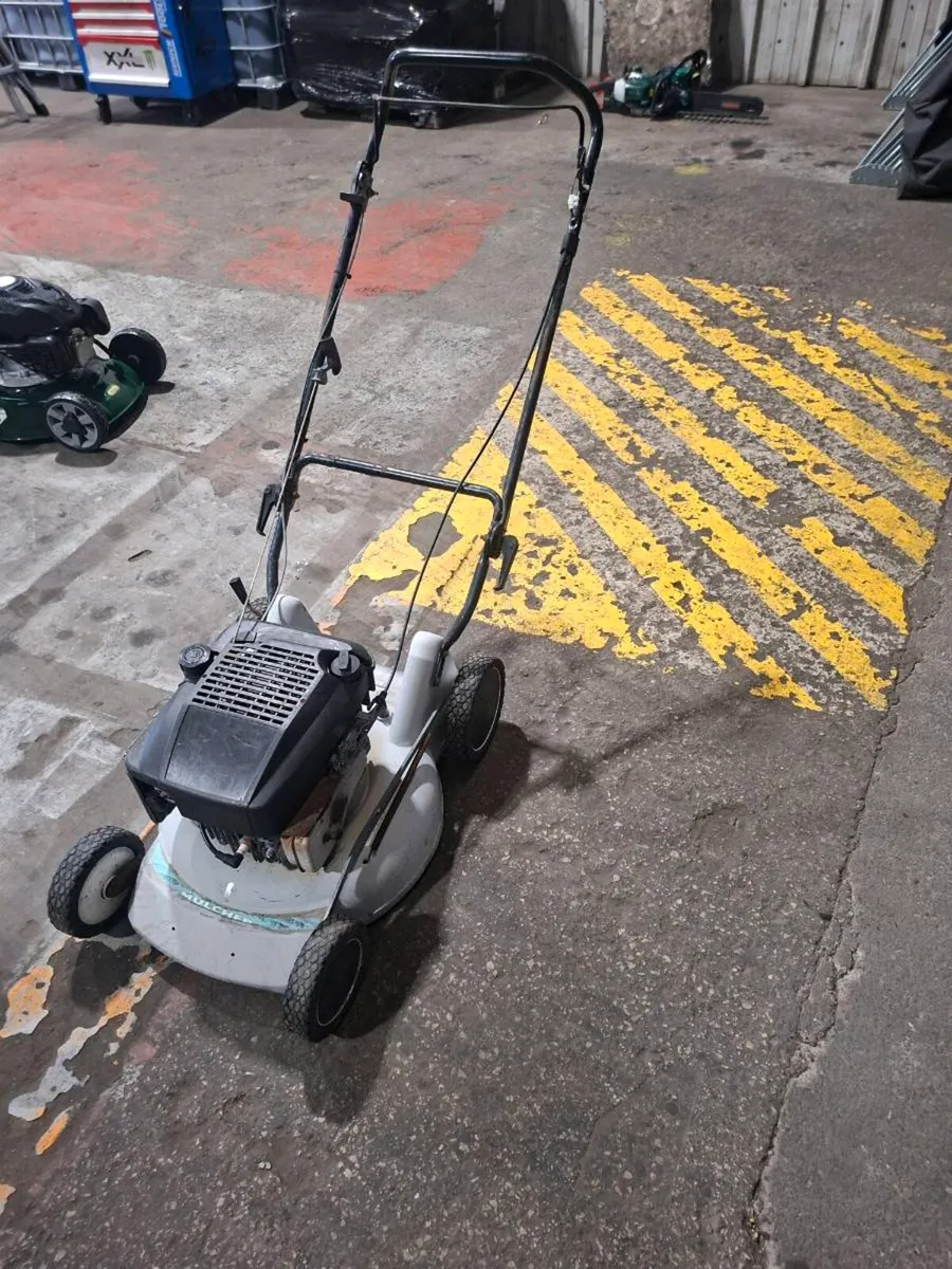 Lawnmowers, chainsaw - Image 4