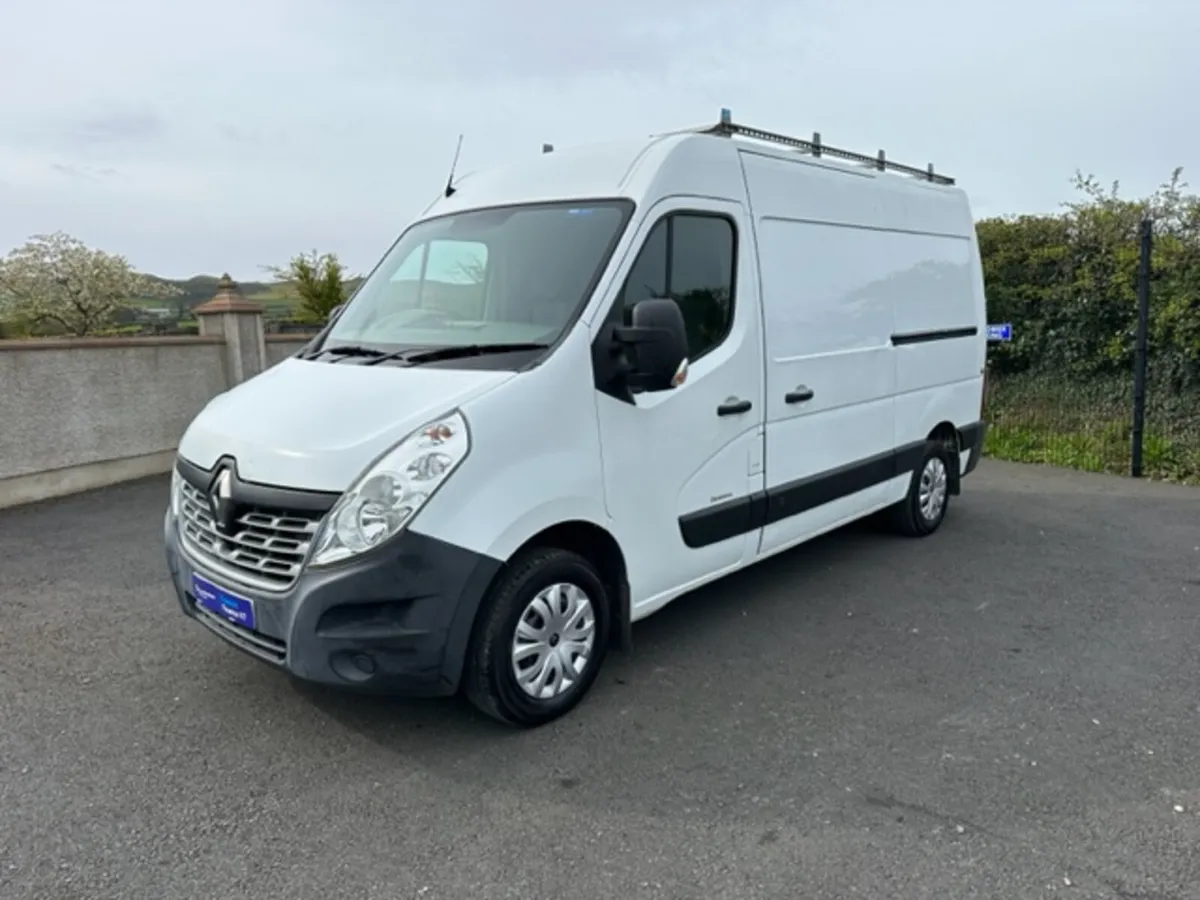 Renault Master MWB - One Owner from New - Image 3