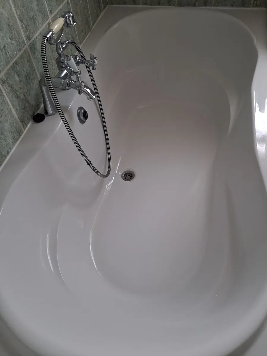 Bathroom fittings - Image 3