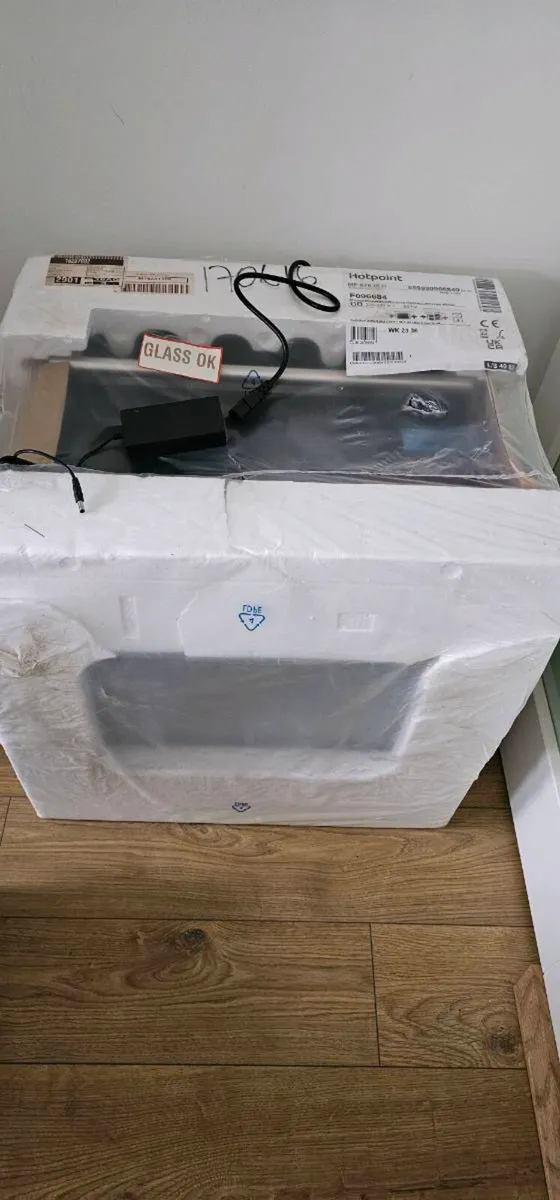 Microwave built in model - Image 4