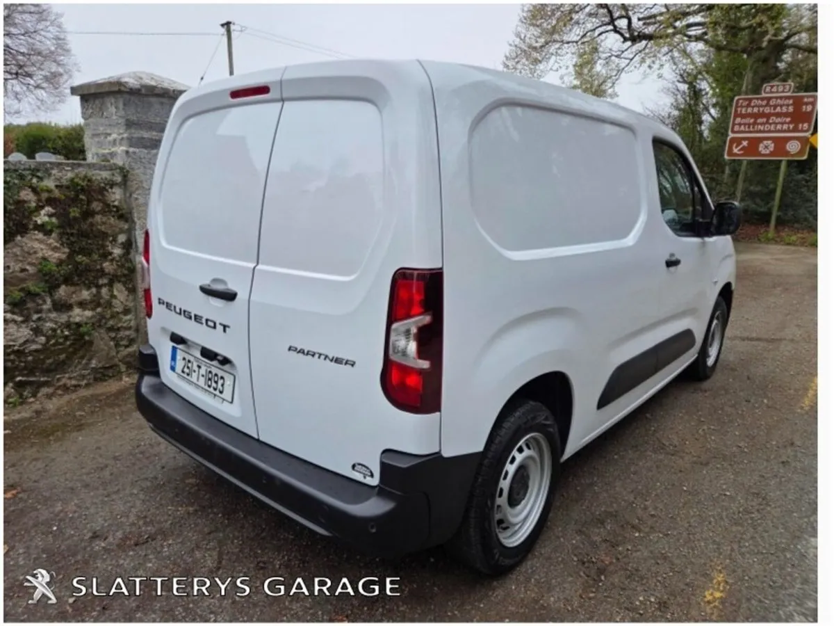 Peugeot Partner PARTNER PRO PLUS1.5 HDI 100 65 - Image 4