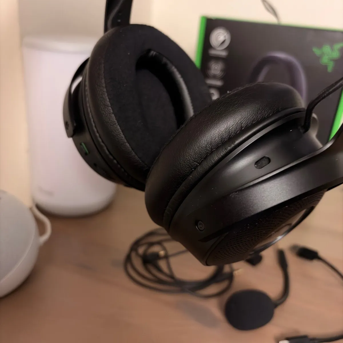 Razer Kraken V3 Pro - Gaming Headset - Image 3