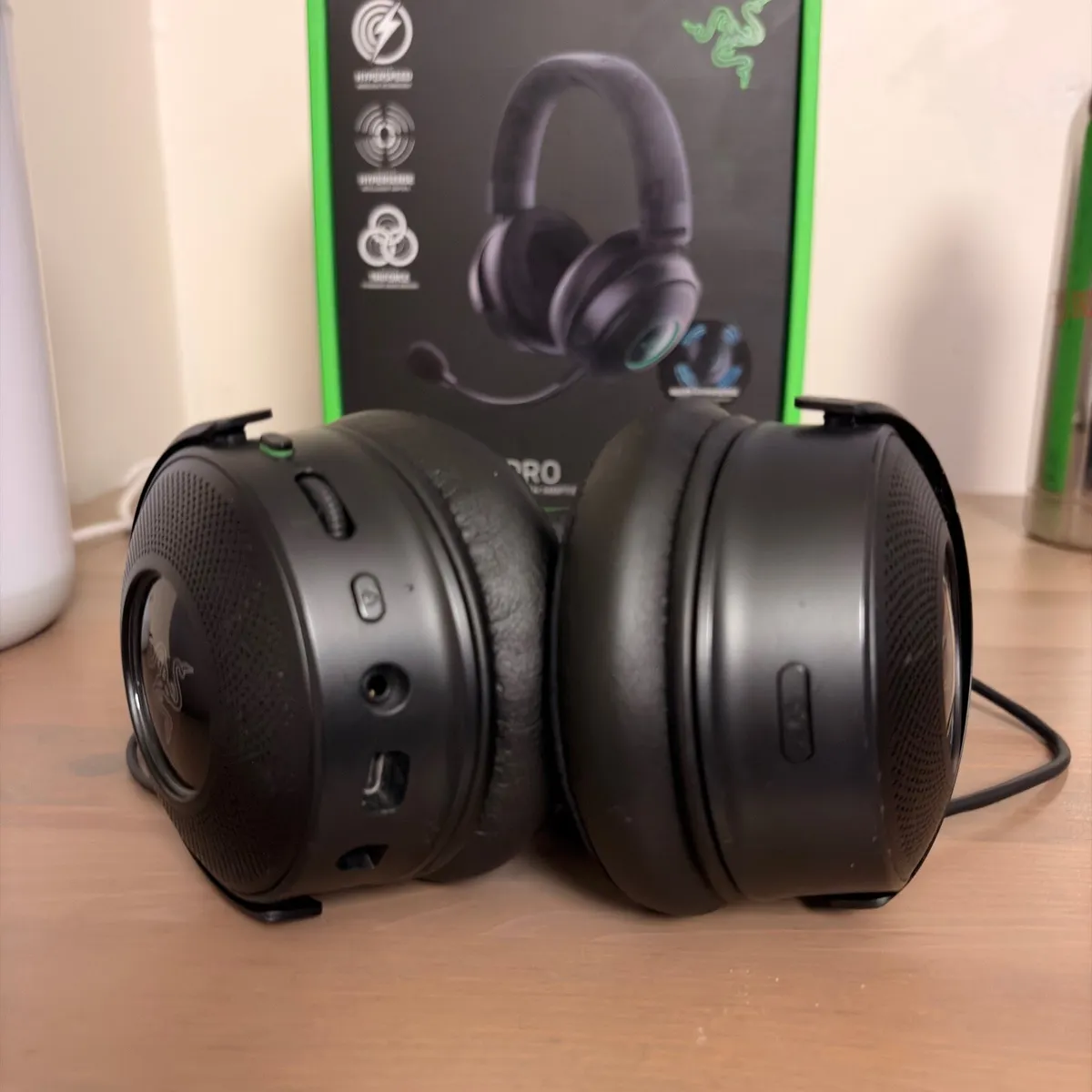 Razer Kraken V3 Pro - Gaming Headset - Image 1
