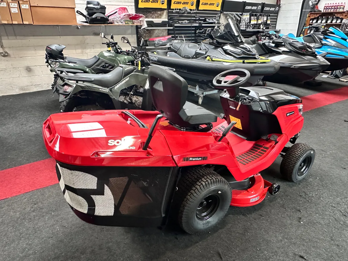New Solo by Alko T16 105.6 HD-V2 Tractor Lawnmower - Image 4