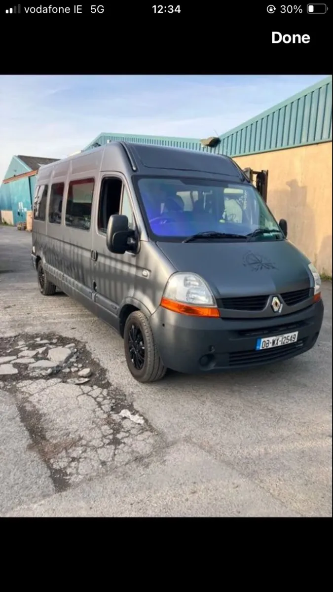 Renault master campervan - Image 1