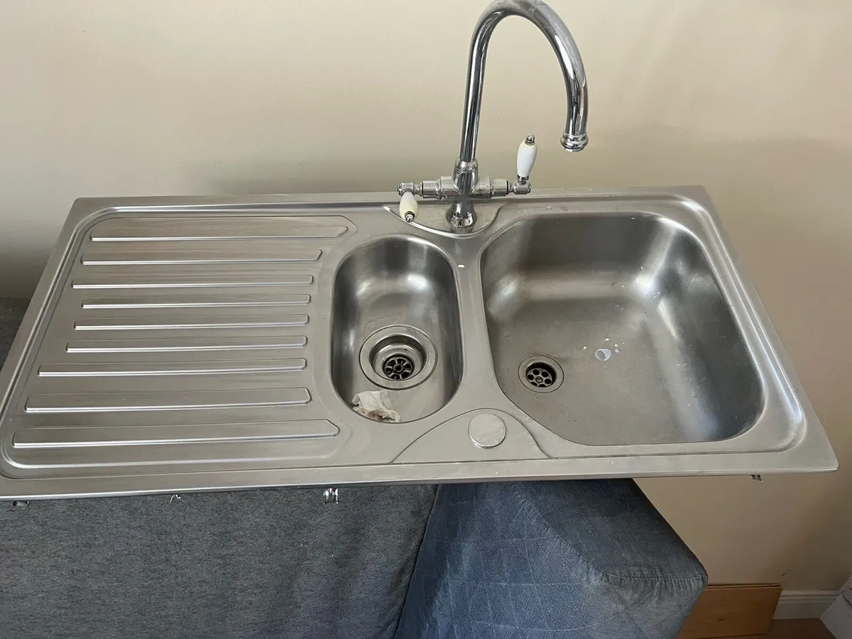 Kitchen sink