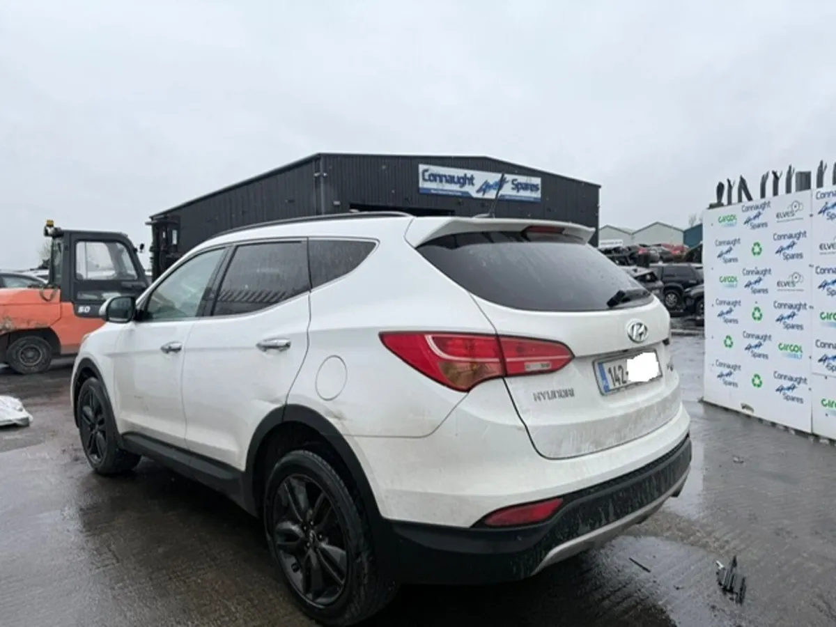 2014 SANTA FE 2.2D JUST IN FOR BREAKING - Image 4