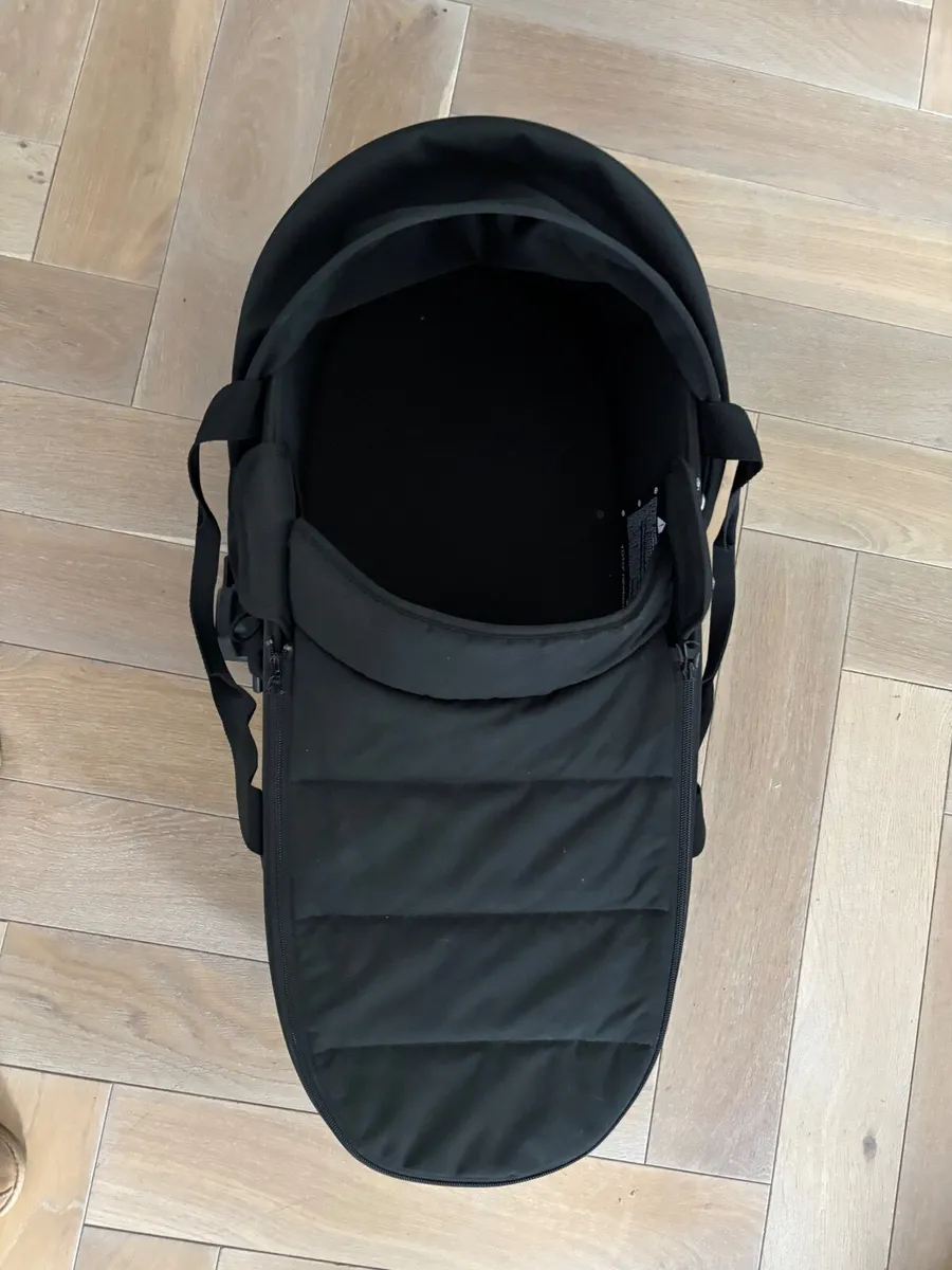 Baby Items - CoSleeper and YoYo Basinet - Image 3