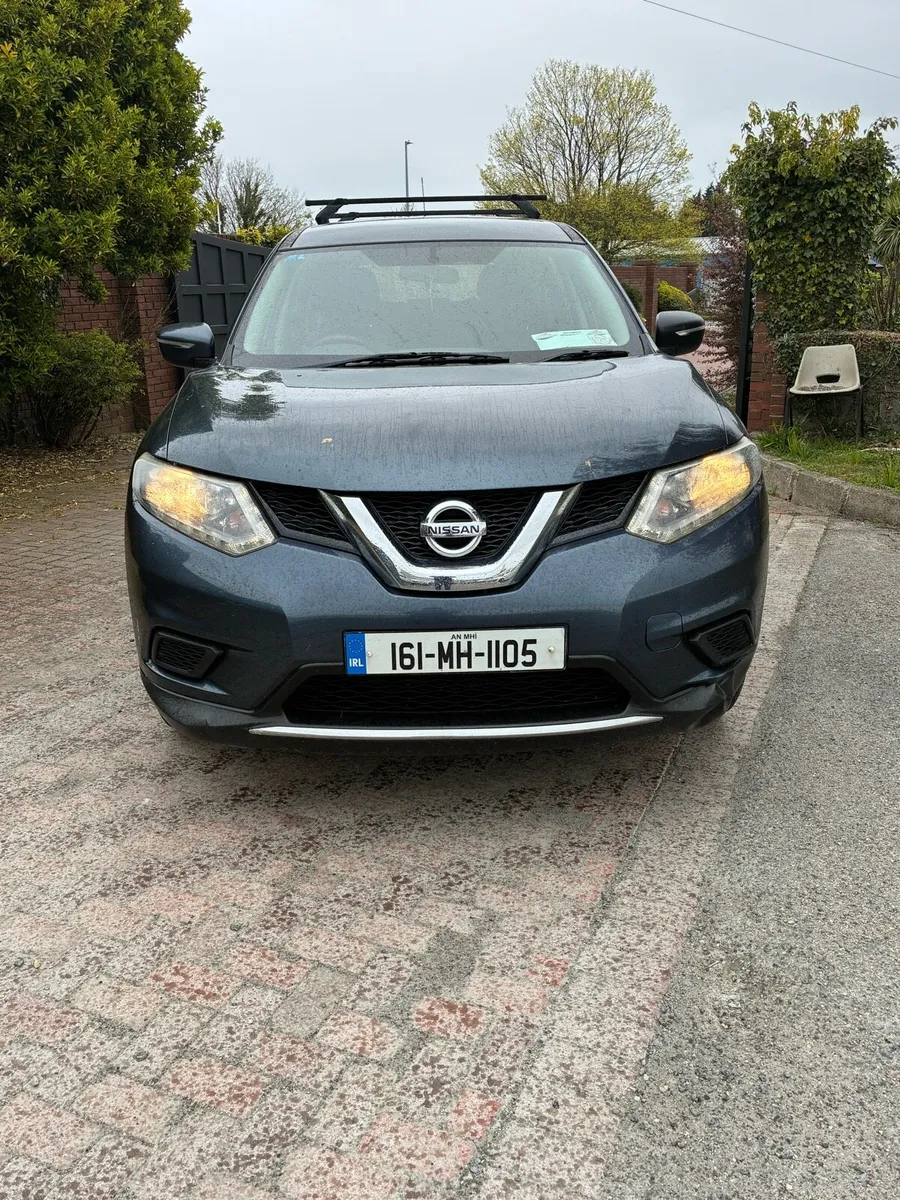 2016 Nissan x-trail 7 seater - Image 3