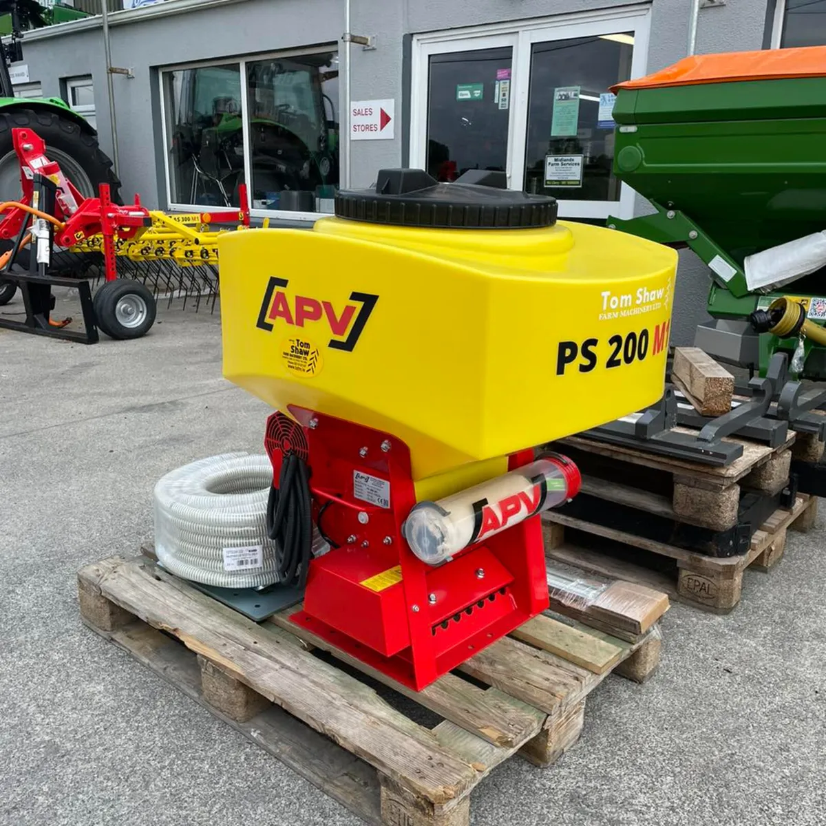 APV & Guttler Seeder Boxes - Image 2