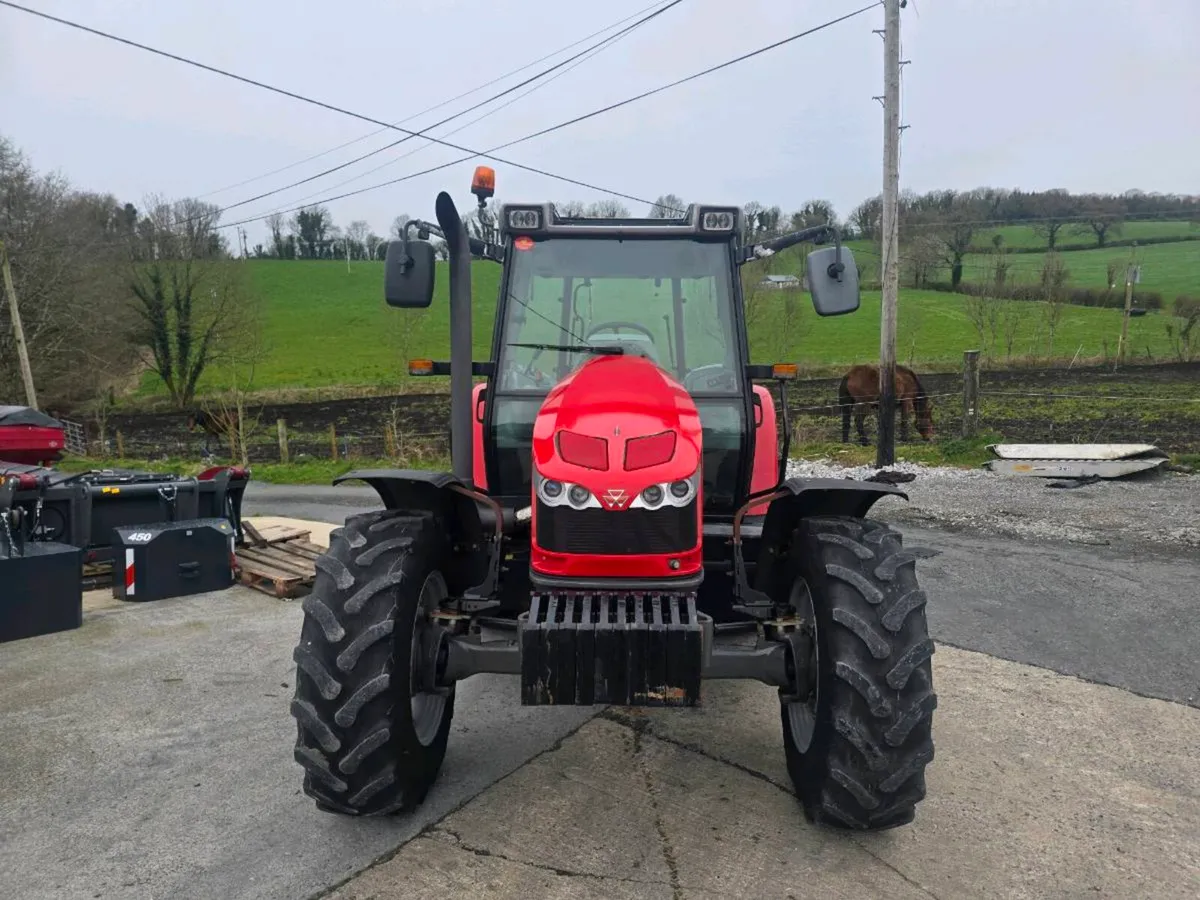 Massey Ferguson 5440 - Image 2