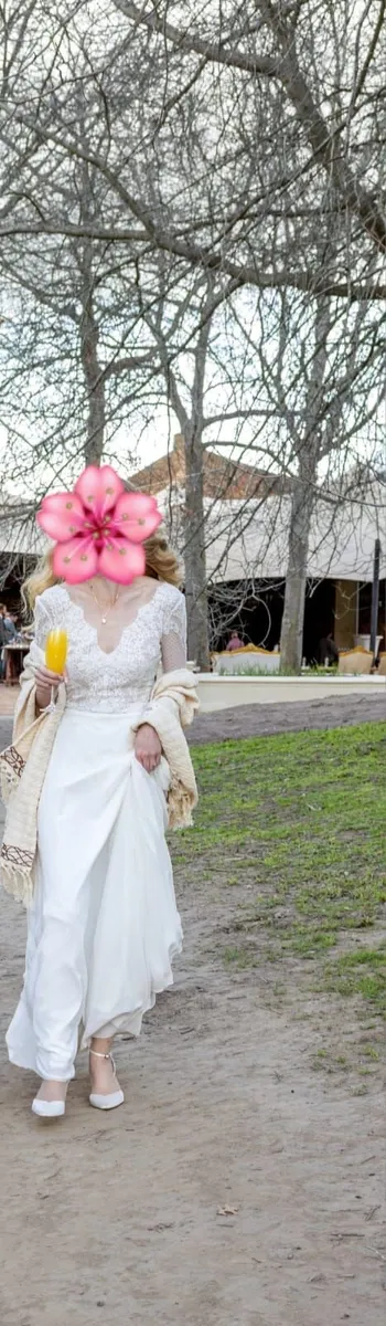 Wedding dress - Image 4