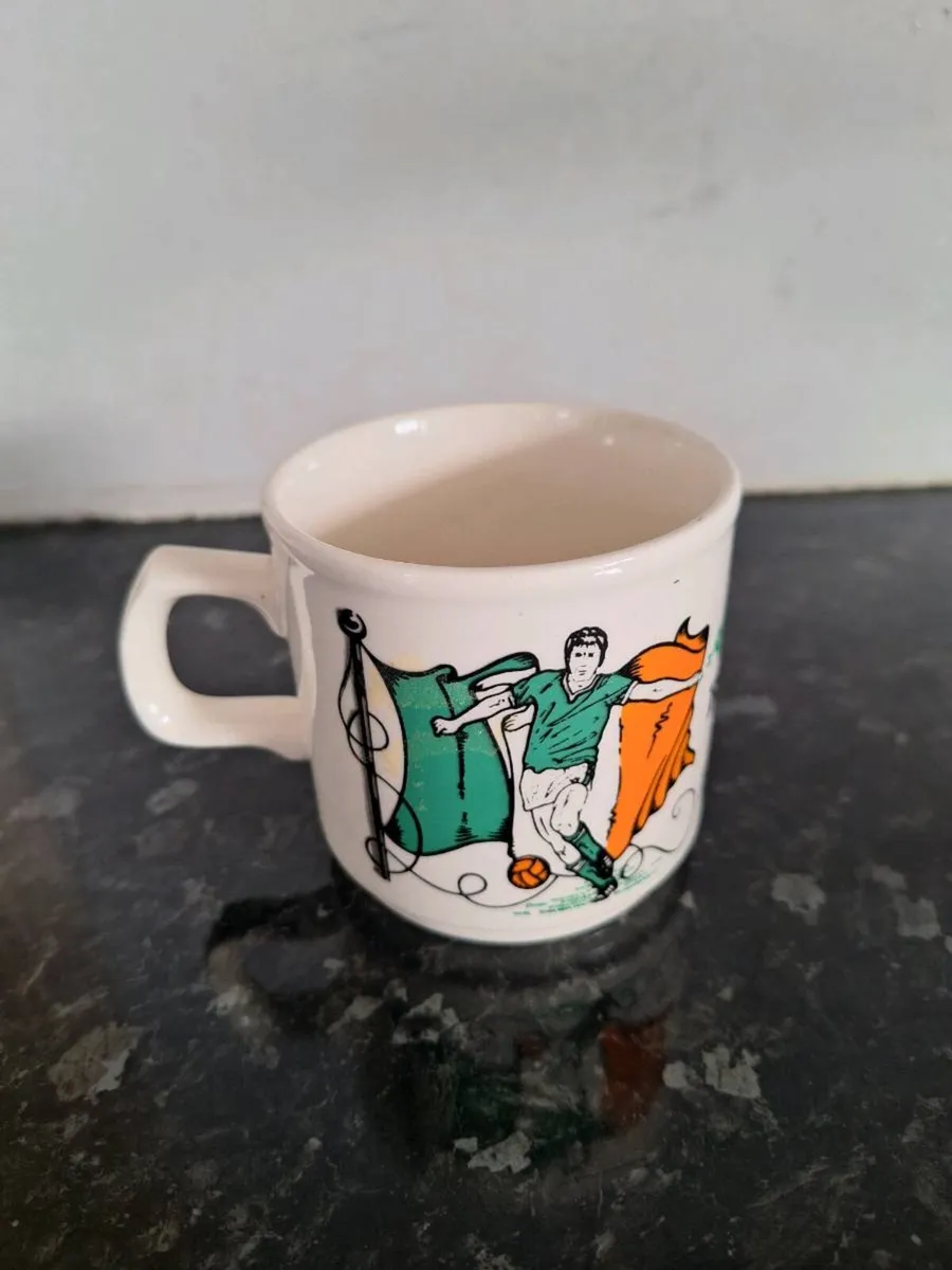 Vintage World Cup 1990 Ireland mug - Image 2