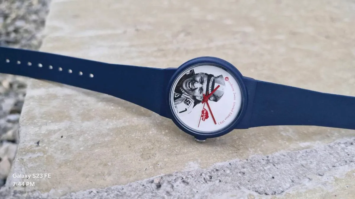 Mondaine vintage watch, extremely rear item, - Image 2