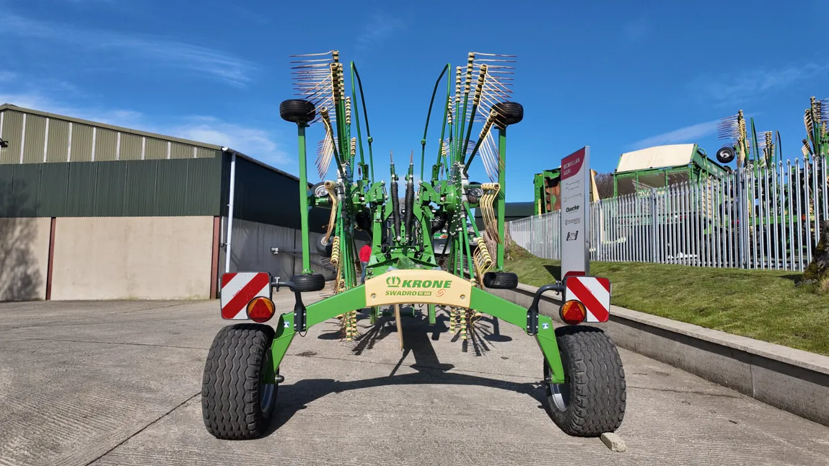 2023 Krone TC930 Rake - Image 4