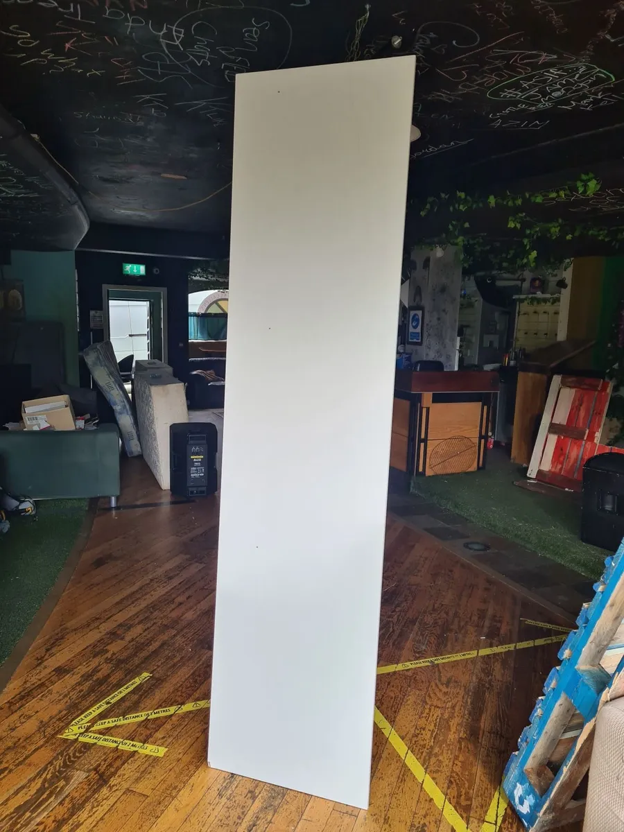 5 x Melamine chipboards 2440mm x 600mm x 18mm