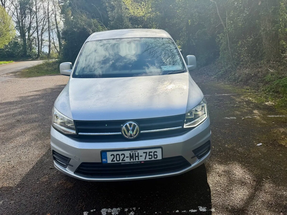 2020 Volkswagen Caddy DSG Highline - Image 2