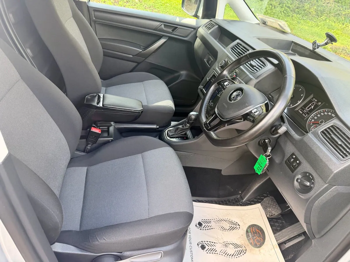 2020 Volkswagen Caddy DSG Highline - Image 4