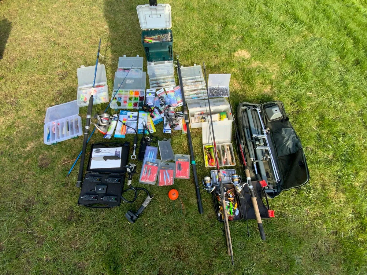 Inflatable boat & outboard plus gear - Image 2