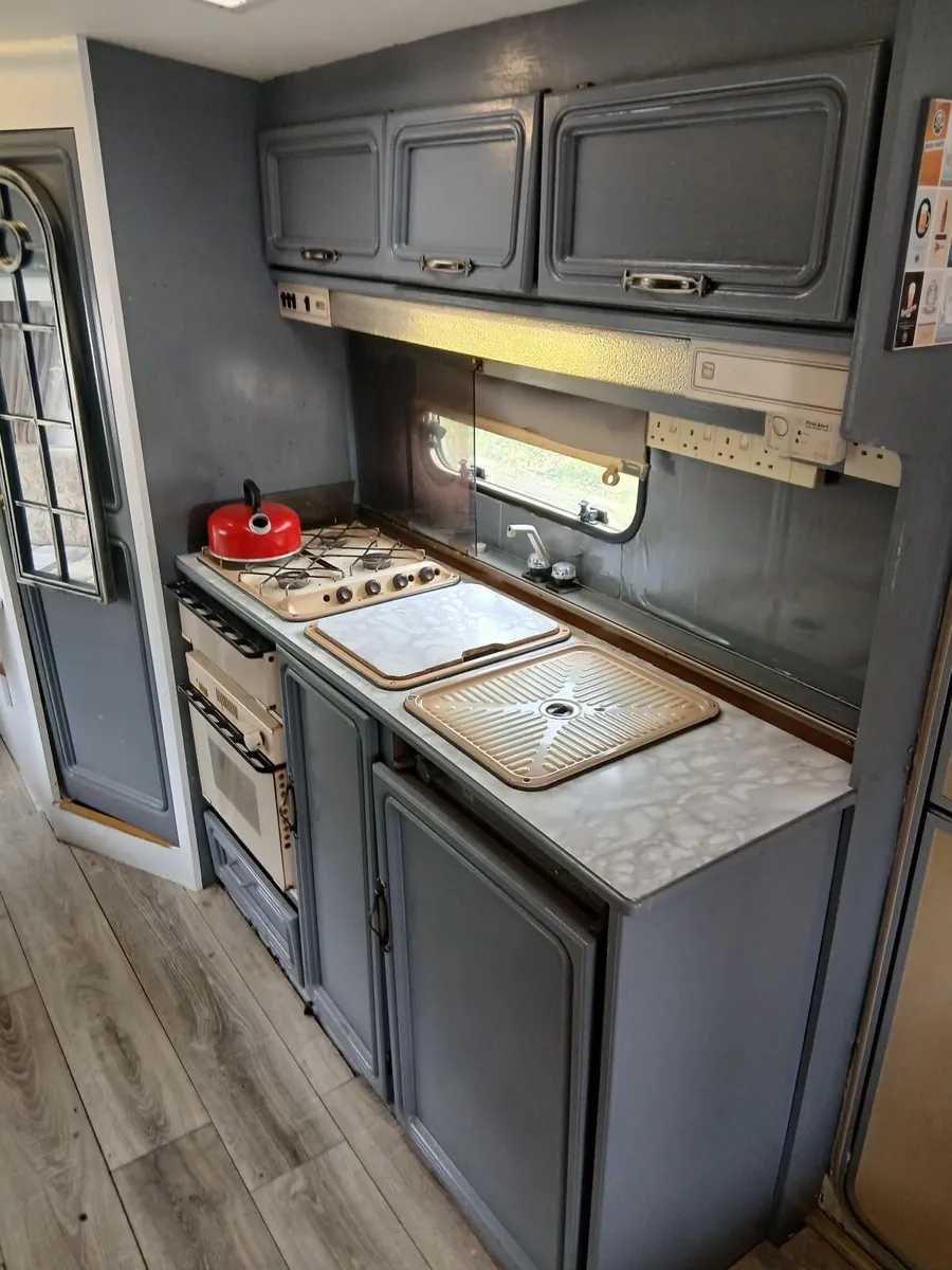 Caravans - Image 3