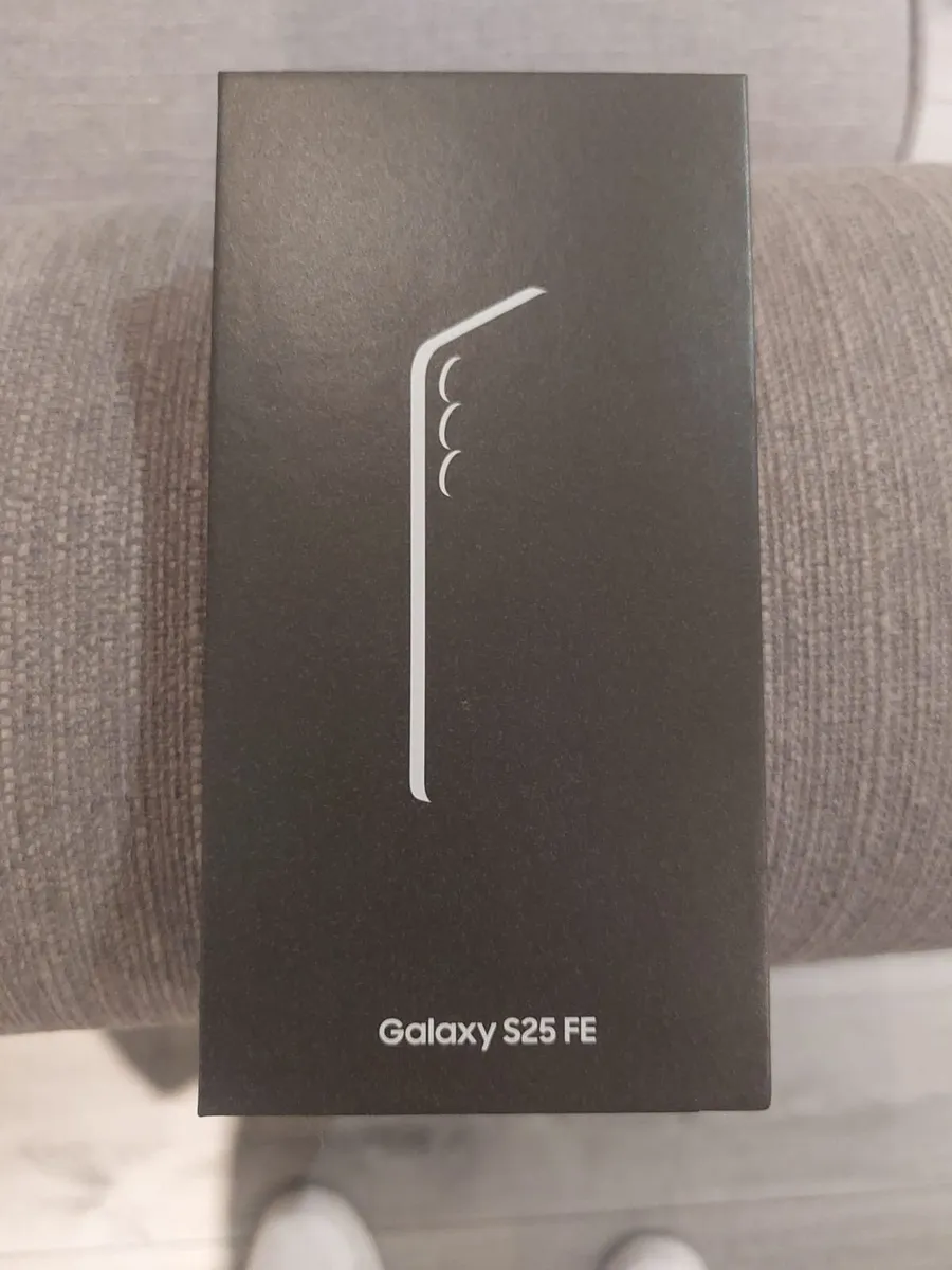 Samsung Galaxy S25 FE – brand new, sealed, upgrade