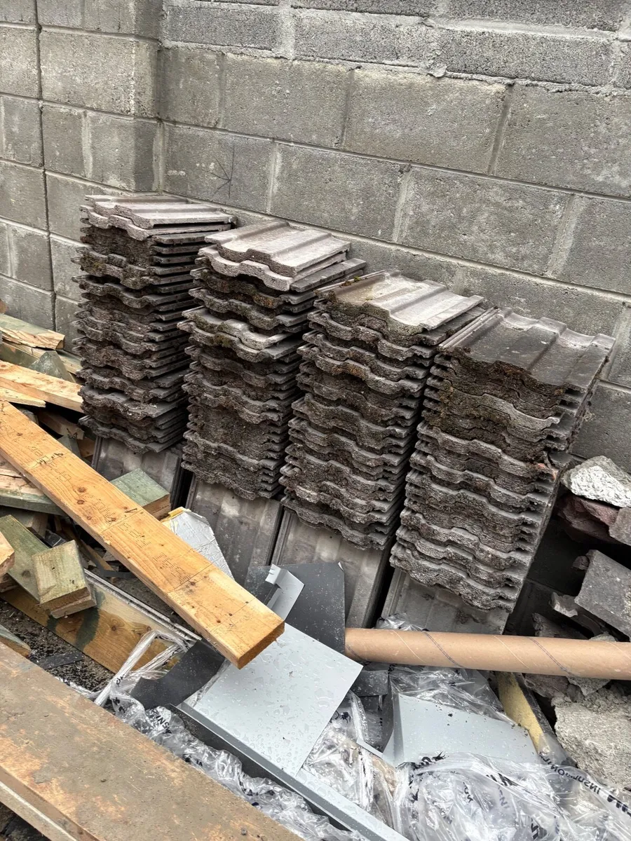 Roof tiles - Image 2