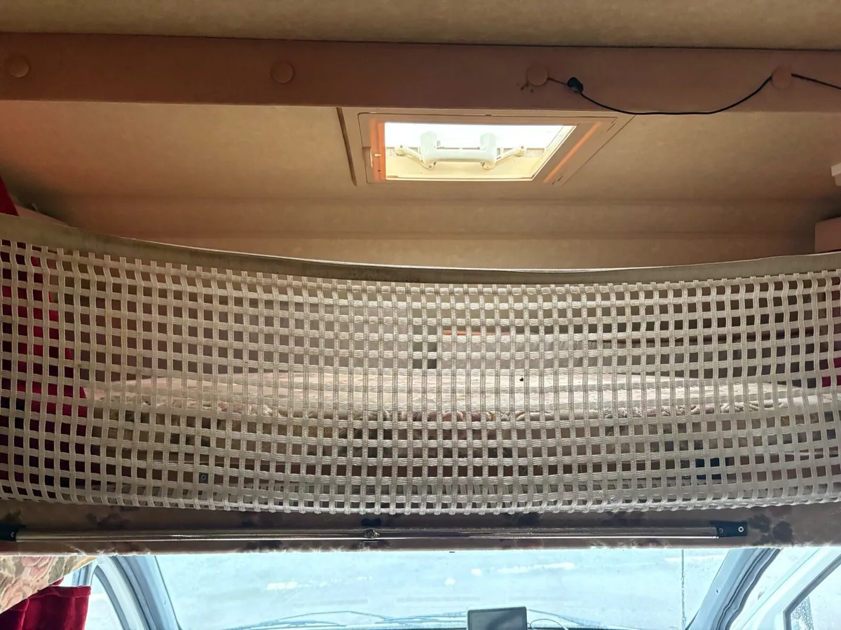 97 Elddis 6berth just cvrt tested only 36000mls - Image 4