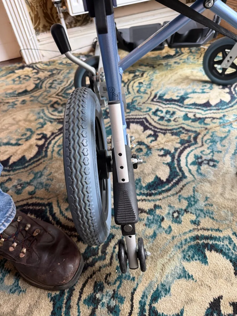 AKTIV X3PRO TRANSPORT CHAIR - Image 4