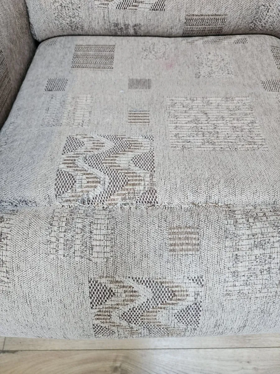 An innovative Electric Lift Senior Chair, - Image 4