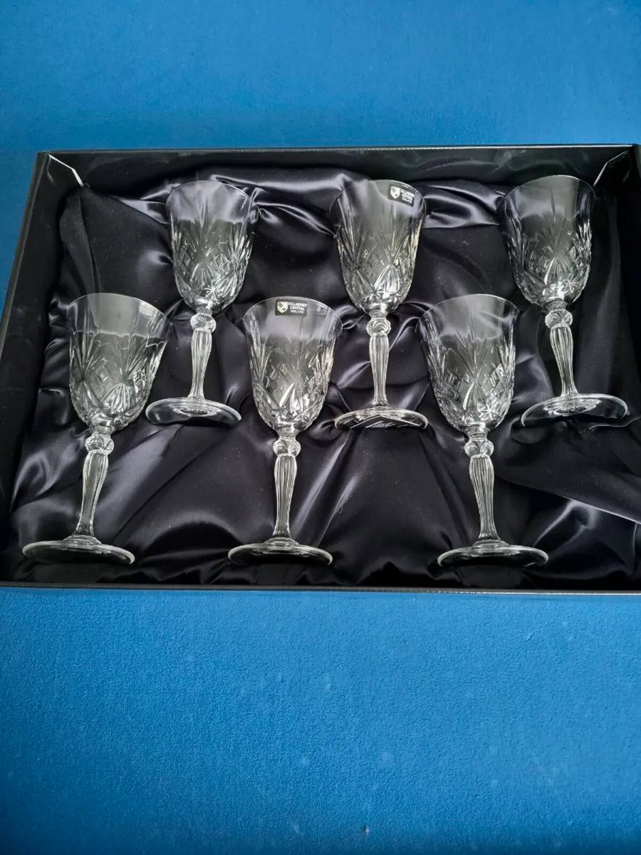 wine glasses - Image 1