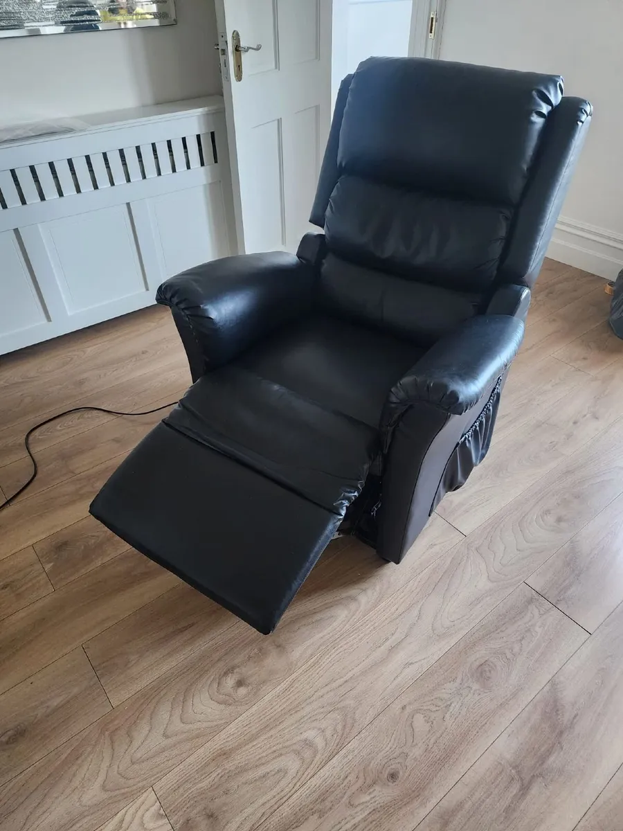 Leather Electric Power Lift Senior Chair, - Image 3