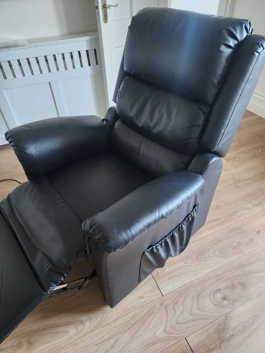 Leather Electric Power Lift Senior Chair, - Image 4