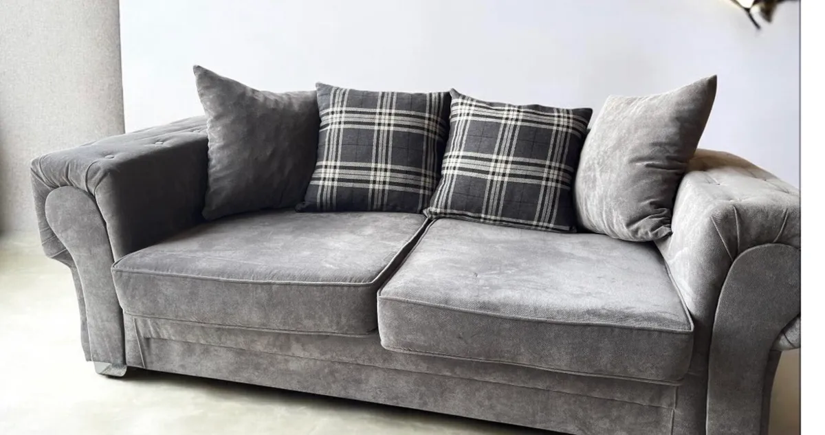 Verona sofa - Image 2