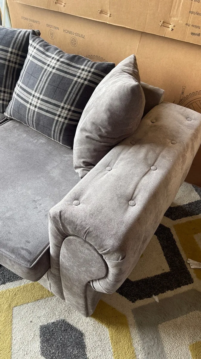Verona sofa - Image 3