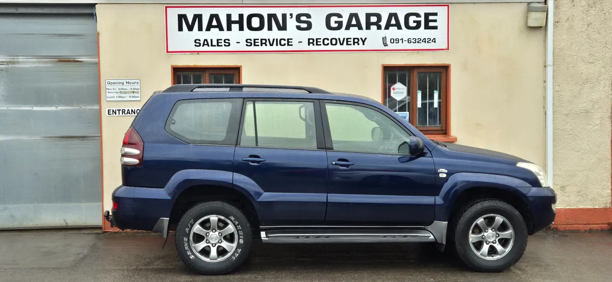 Toyota Land Cruiser 2007 Crew Cab 5 Seater Manual - Image 2