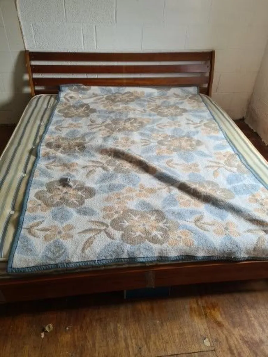 Quality Italian made 6ft wide bed and mattress