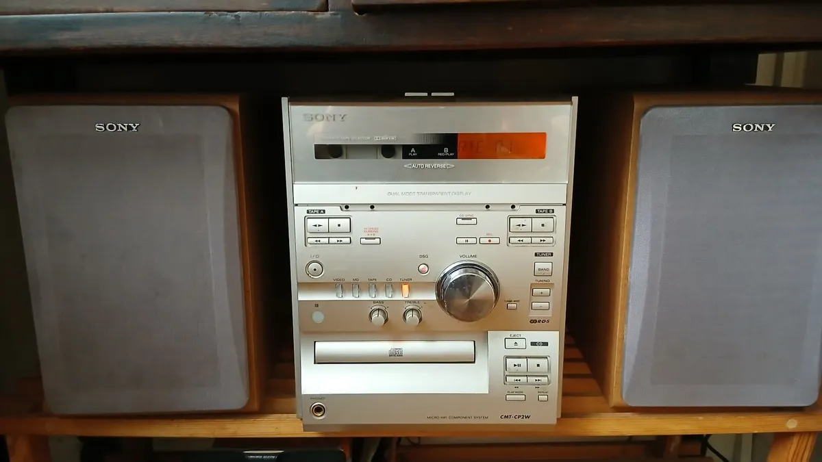 Sony music system - Image 2