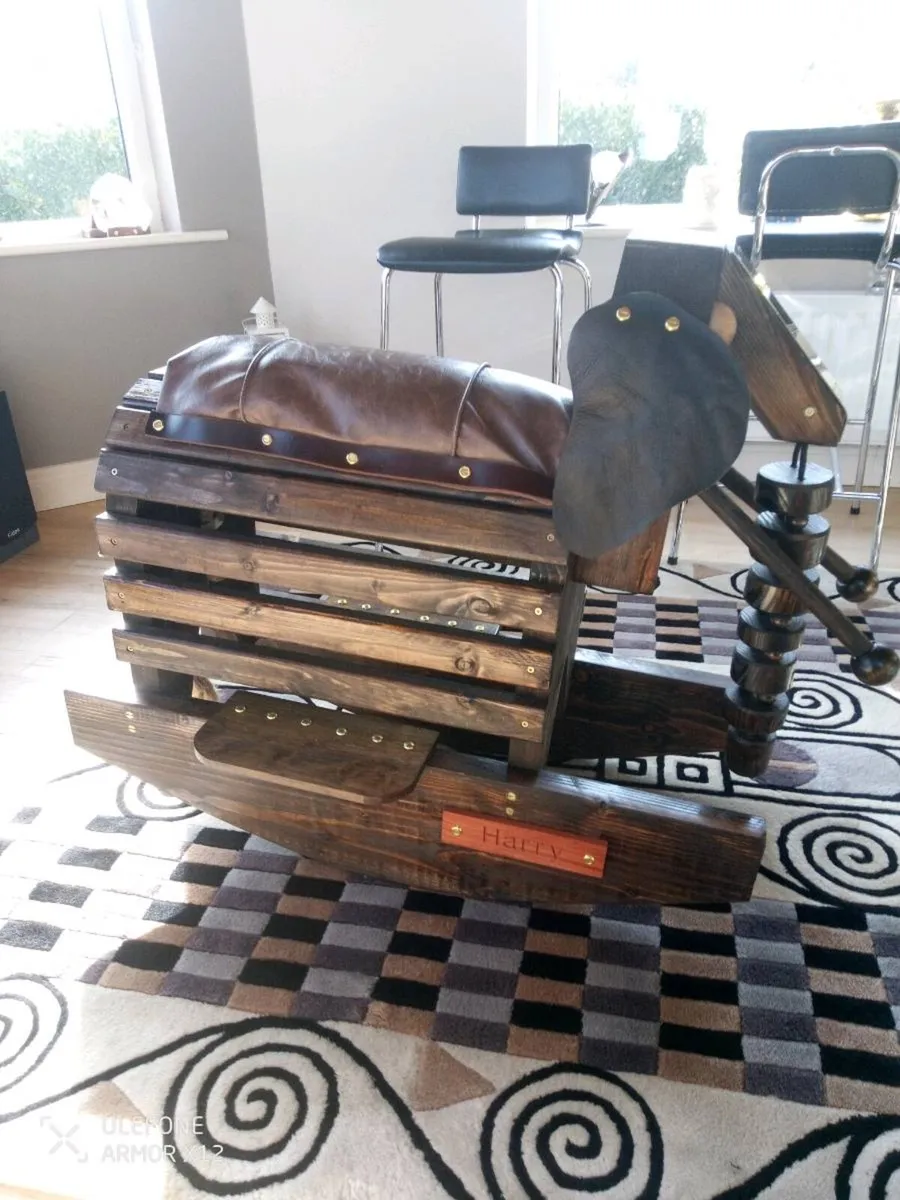 Rocking elephant - Image 2