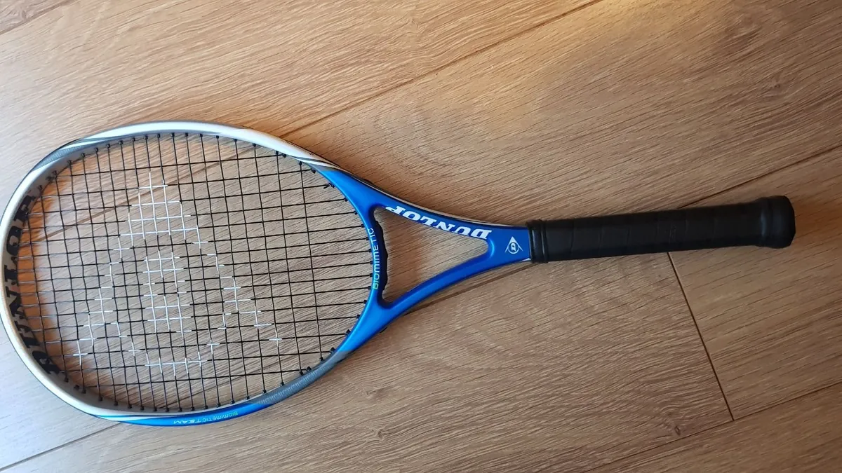Tennis racket DUNLOP- BRAND NEW - Image 3