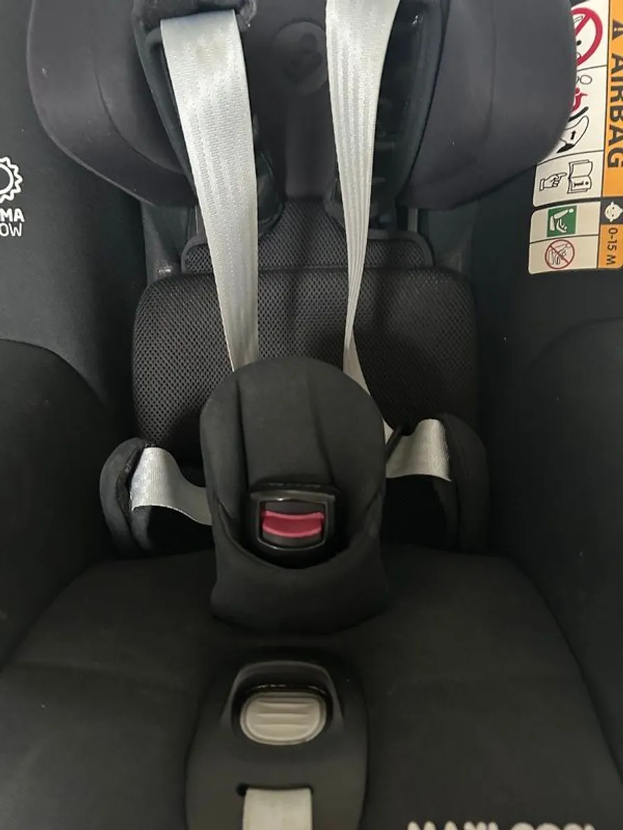Maxi Cosi Car Seats - Image 2