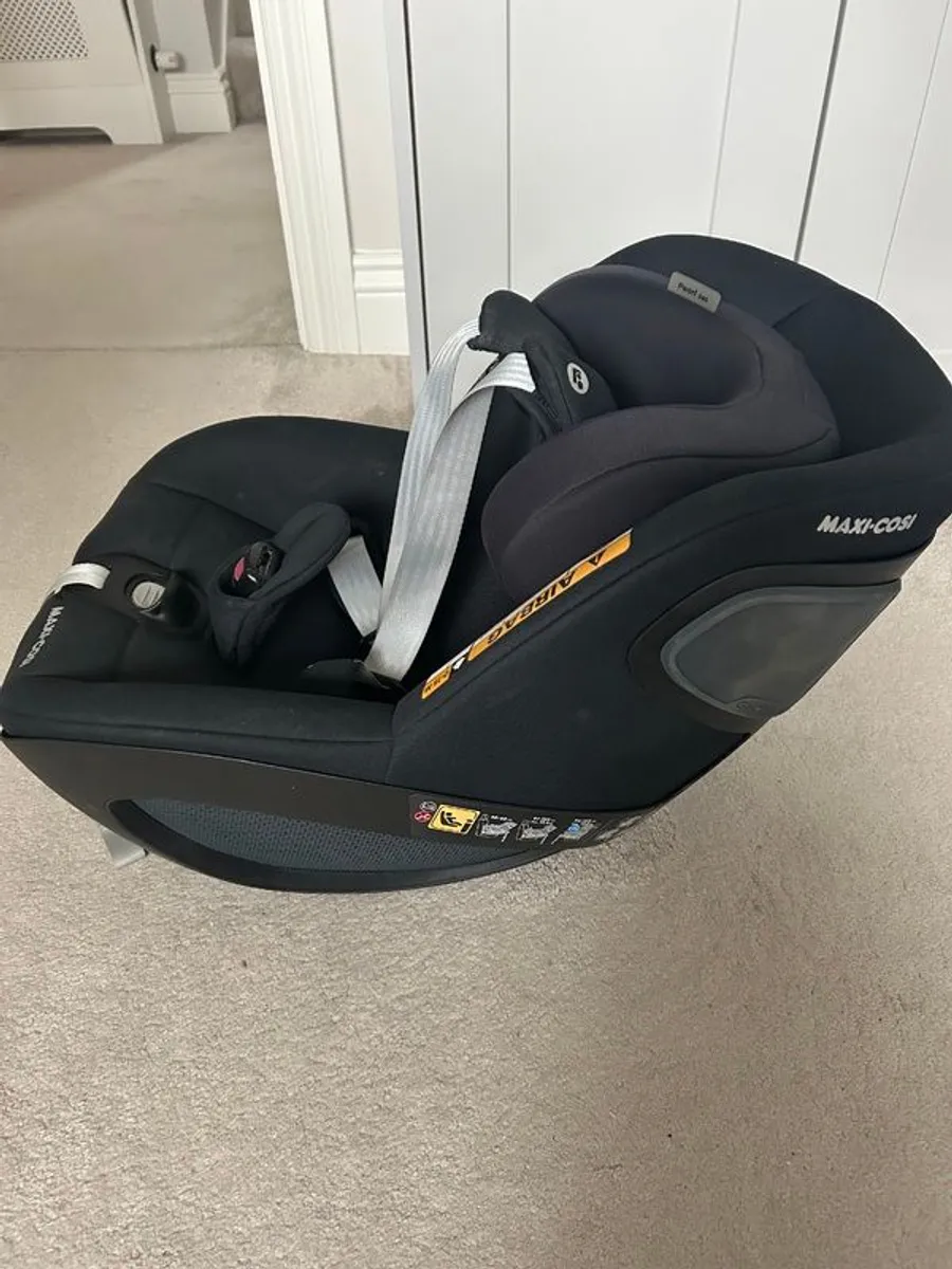 Maxi Cosi Car Seats - Image 3
