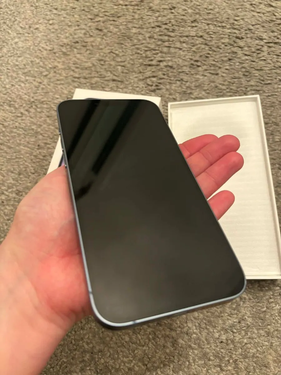 iPhone 14 Plus - Image 2