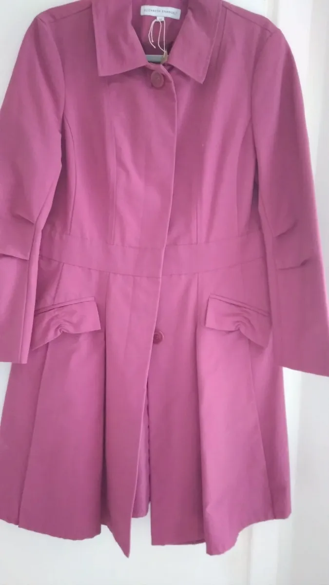 Ladies Vintage Dusky Pink coat