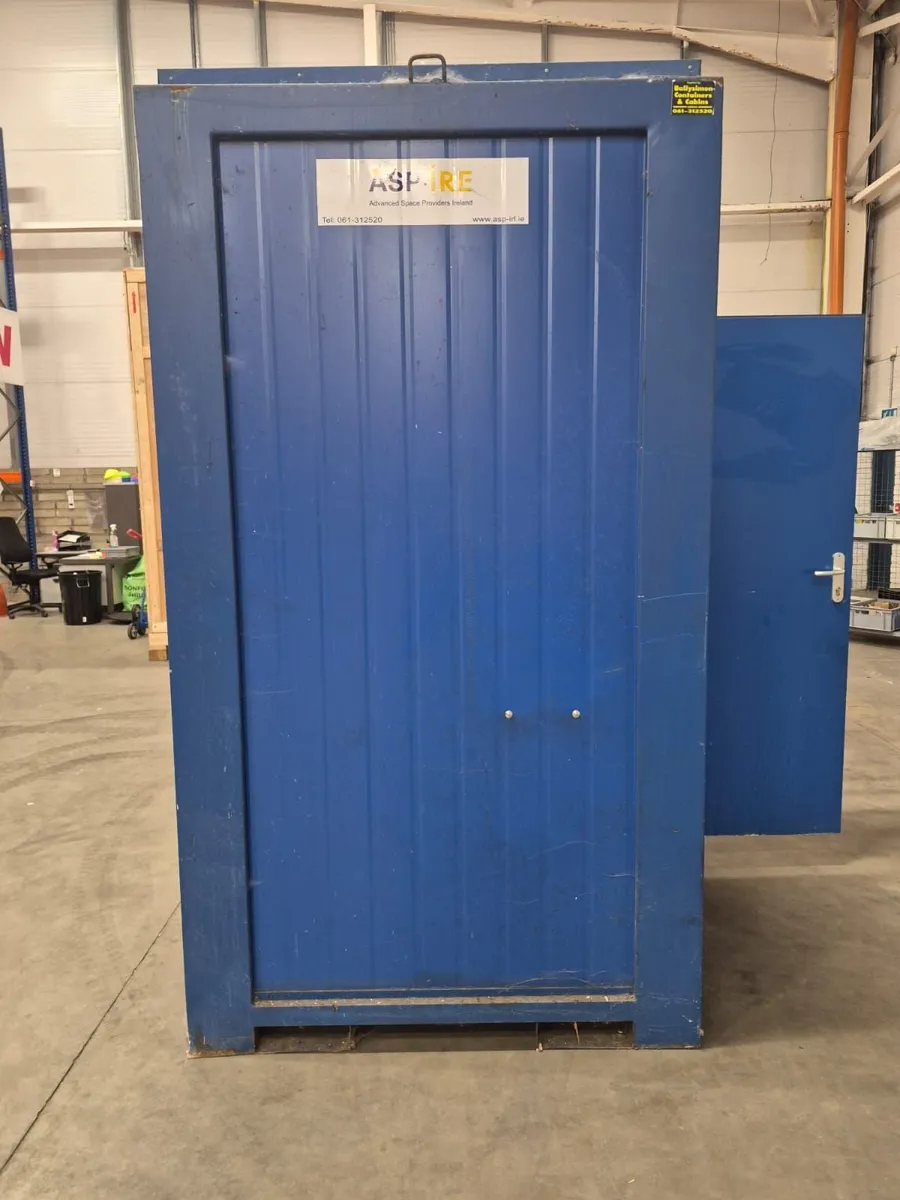 Site Toilet * on hold sale provisionally agreed * - Image 3